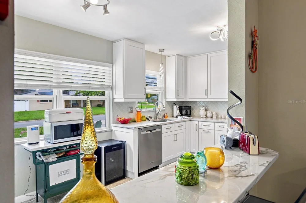 1631 ELIZABETH LANE Clearwater, FL 33755