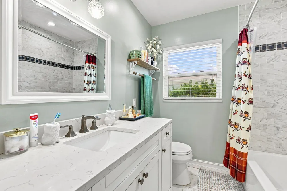 1631 ELIZABETH LANE Clearwater, FL 33755