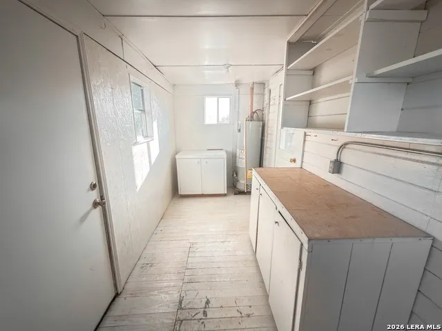 104 E Hutchinson Beeville, TX 78102