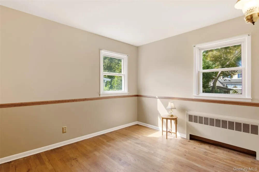 27 E 17th Street Huntington Station, NY 11746