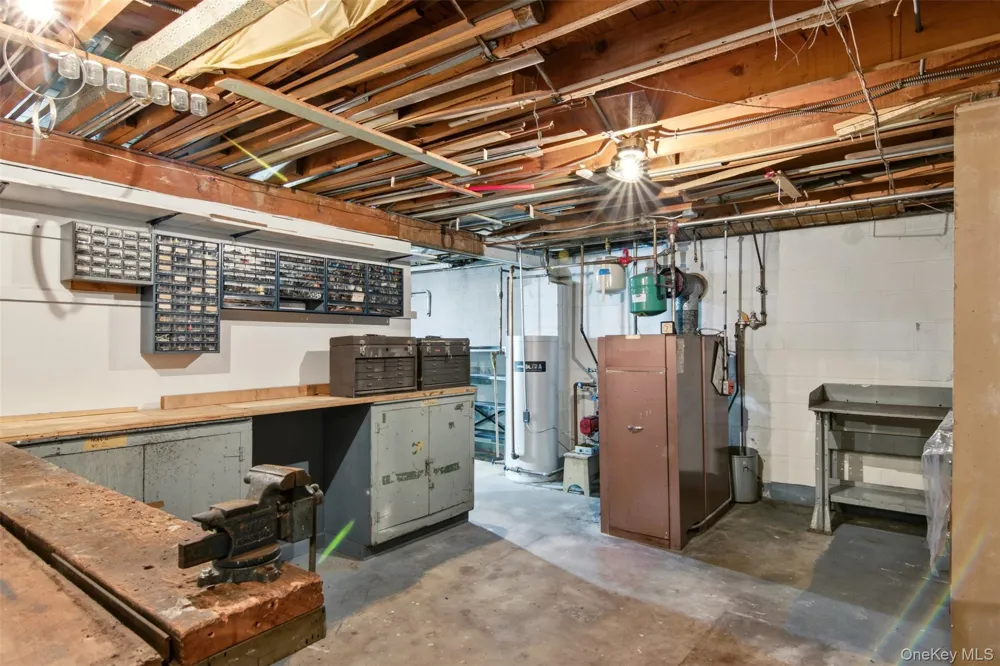 27 E 17th Street Huntington Station, NY 11746