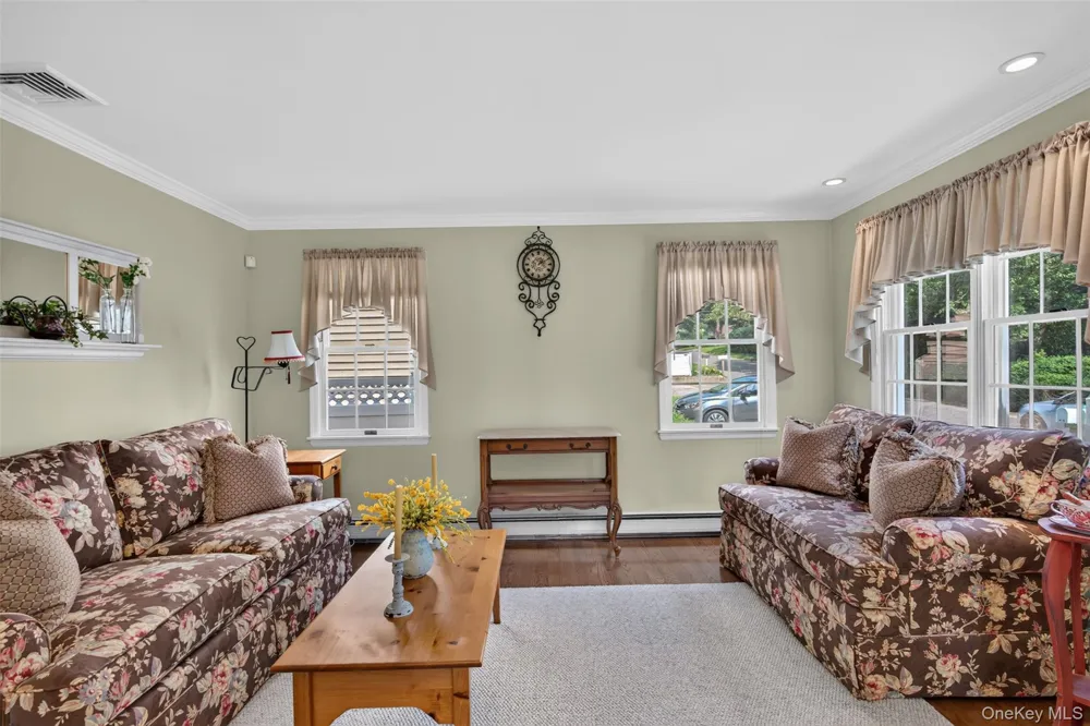 3 Elm Road Rocky Point, NY 11778