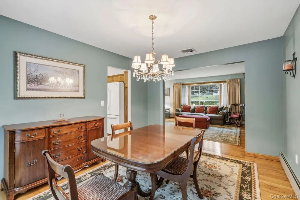 5 Newport Court Suffern, NY 10901
