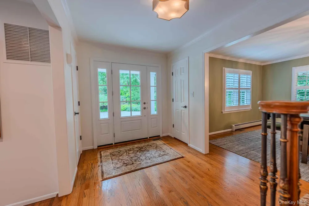 6 Maureen Drive Mount Sinai, NY 11766