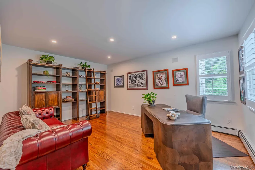 6 Maureen Drive Mount Sinai, NY 11766
