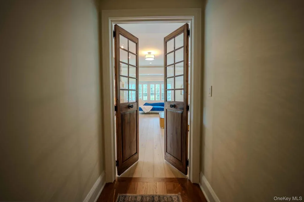 6 Maureen Drive Mount Sinai, NY 11766