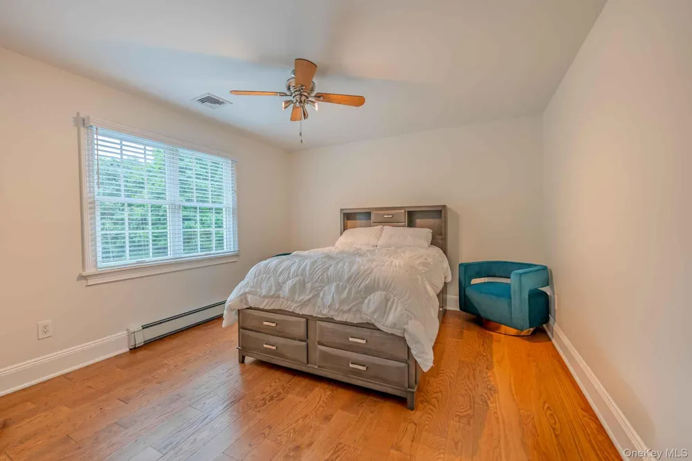 6 Maureen Drive Mount Sinai, NY 11766