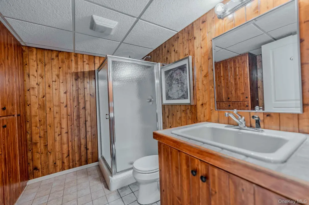 6 Maureen Drive Mount Sinai, NY 11766