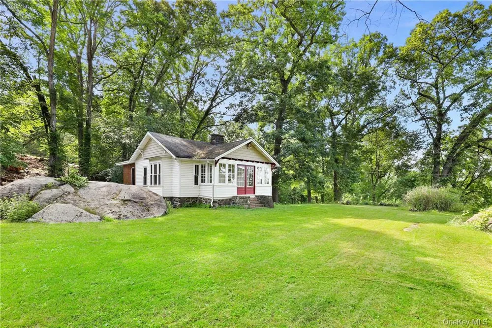 60 Watch Hill Road Croton-on-Hudson, NY 10520