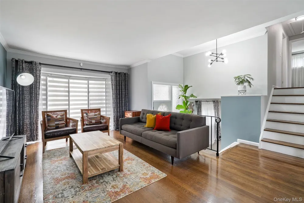 6 S High Street Elmsford, NY 10523