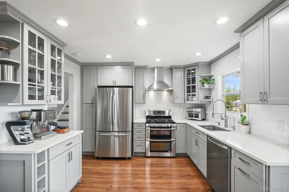 6 S High Street Elmsford, NY 10523