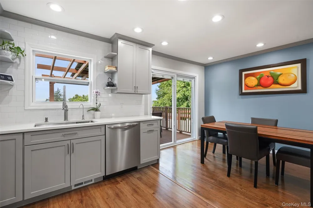 6 S High Street Elmsford, NY 10523