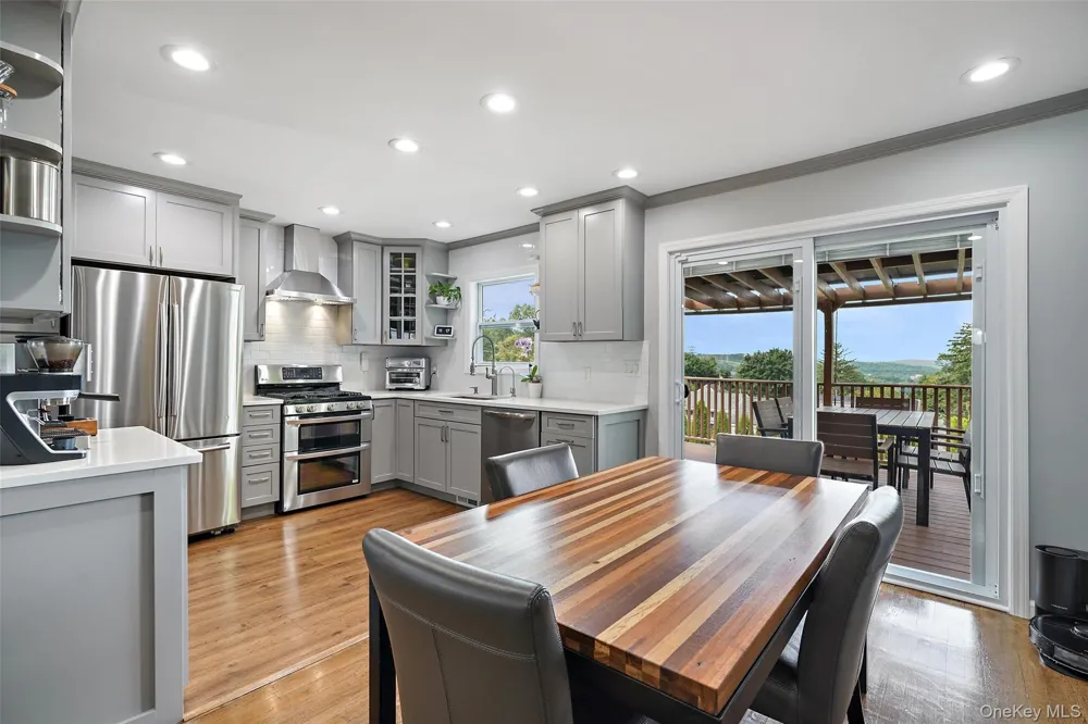 6 S High Street Elmsford, NY 10523