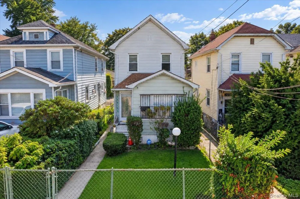 118-29 218th Street Cambria Heights, NY 11411