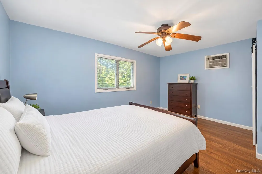23 Pimlico Drive Commack, NY 11725
