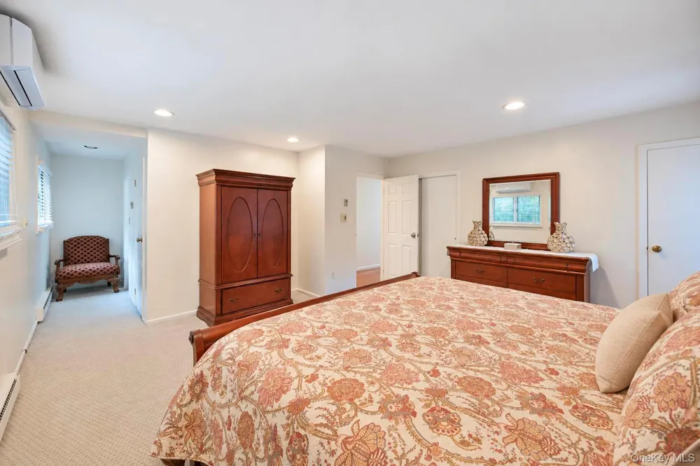 23 Pimlico Drive Commack, NY 11725