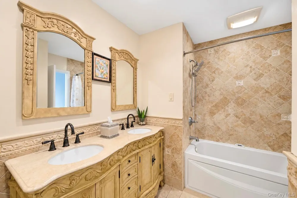23 Pimlico Drive Commack, NY 11725