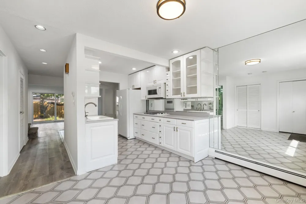 72 Kennedy Drive West Haverstraw, NY 10993