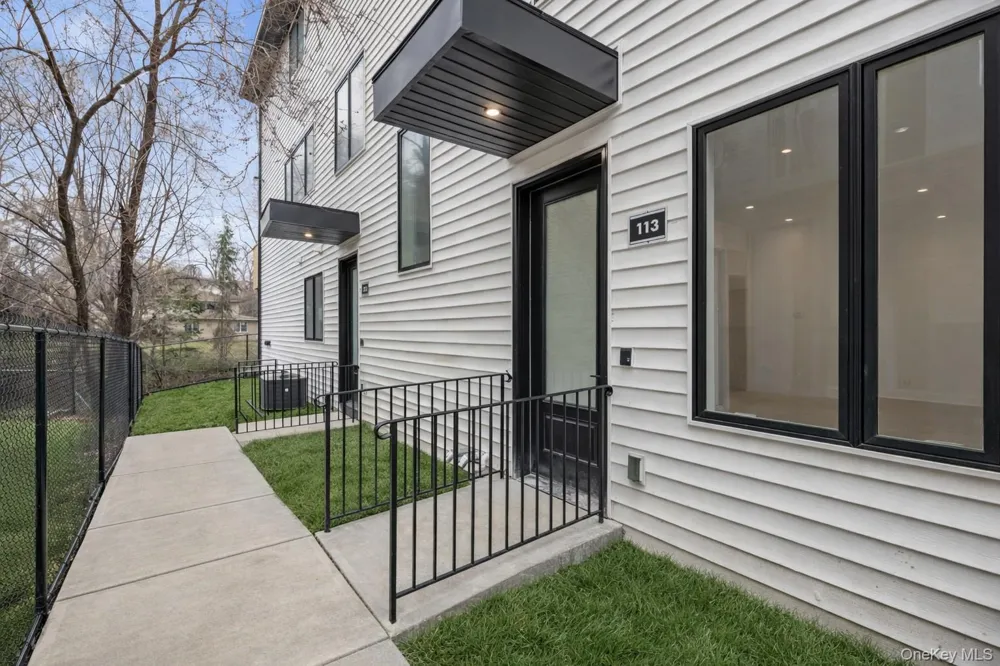 13 Warren Court #102 Monsey, NY 10952