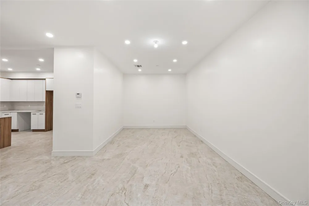 13 Warren Court #102 Monsey, NY 10952