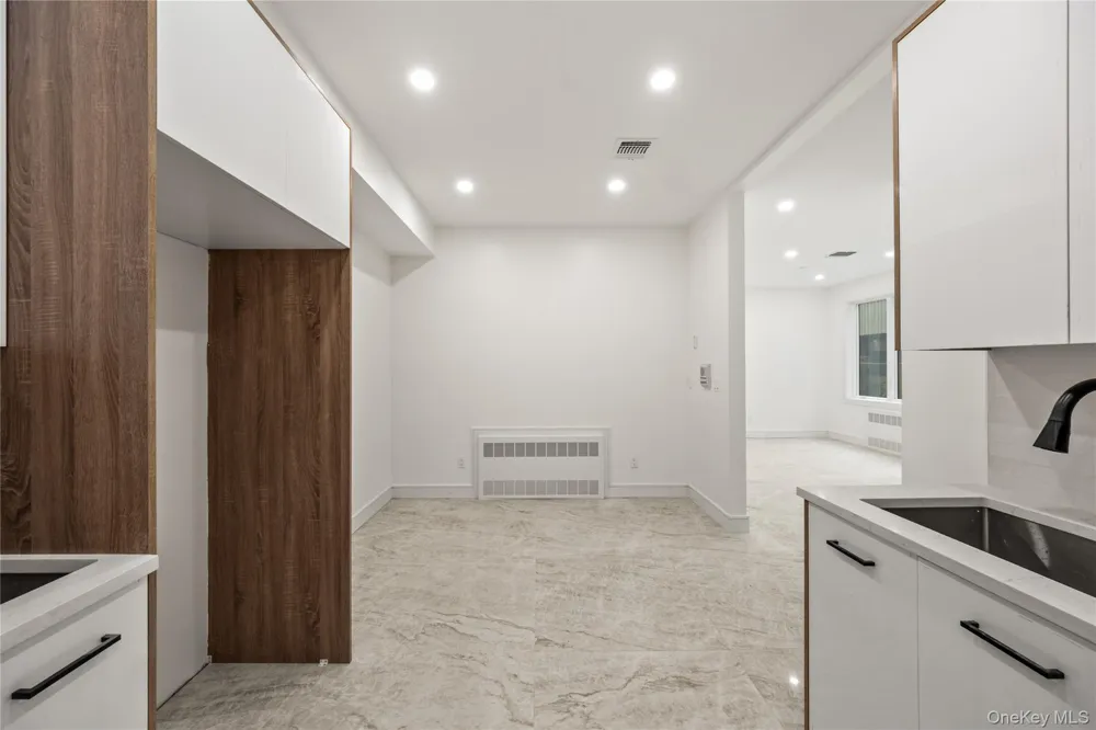 13 Warren Court #102 Monsey, NY 10952