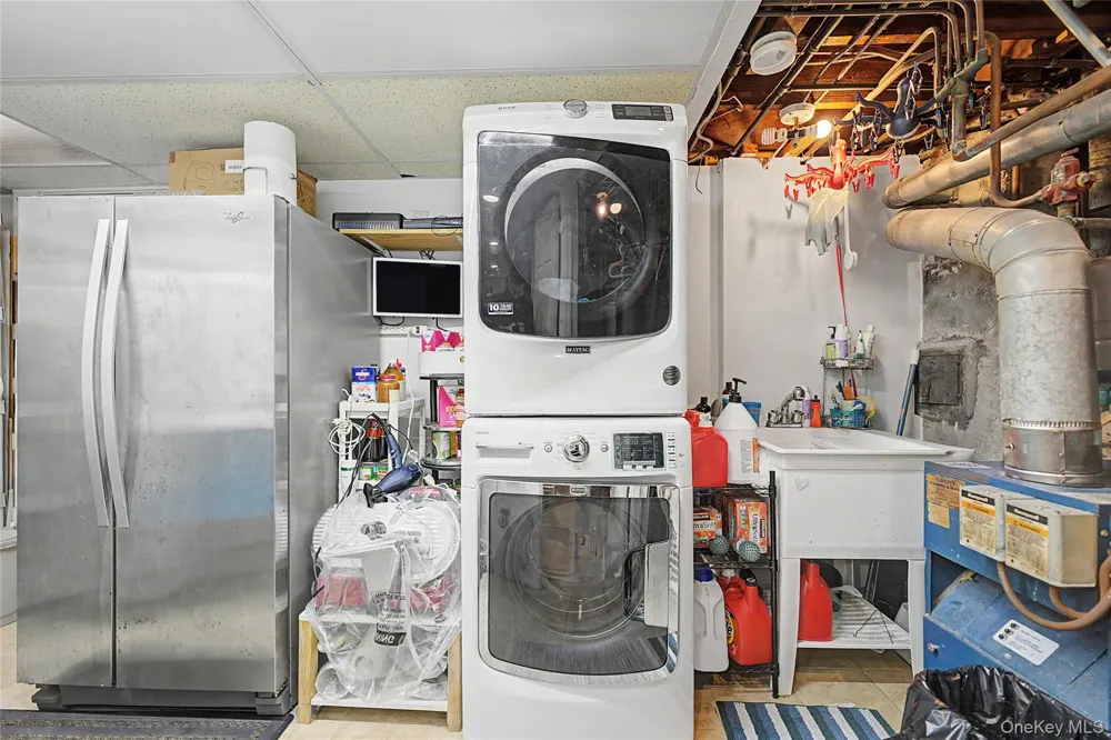 5310 206th Street Oakland Gardens, NY 11364