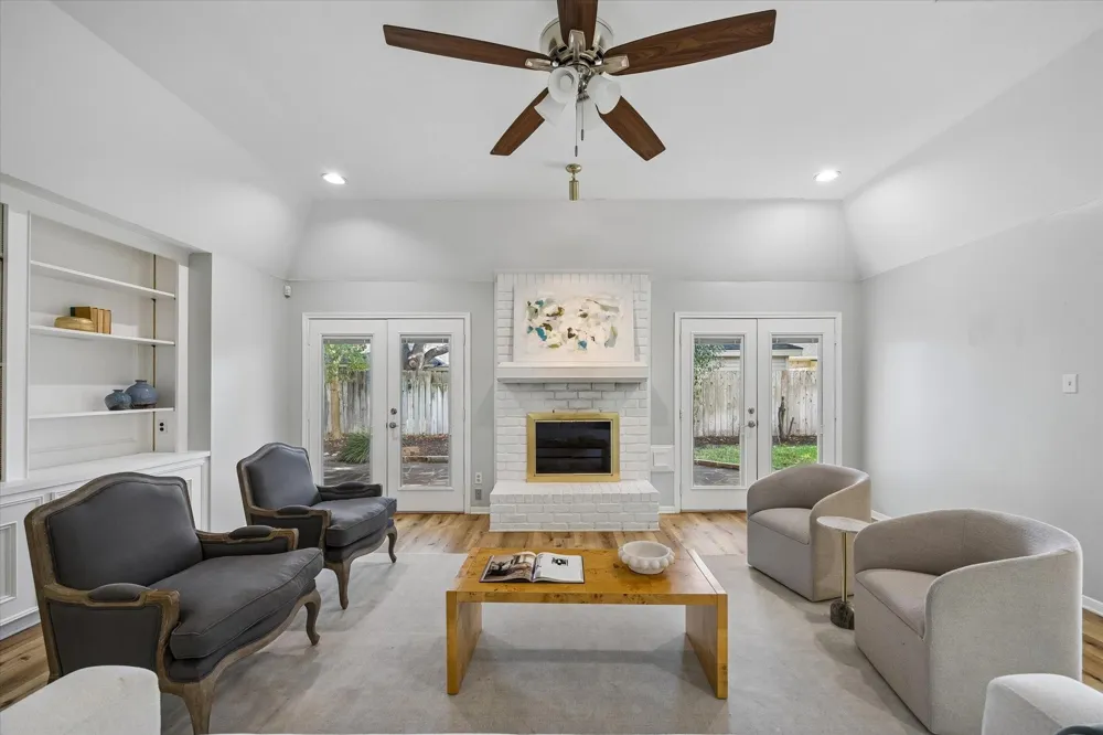 12107 Burgoyne Drive Houston, TX 77077