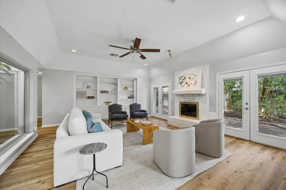 12107 Burgoyne Drive Houston, TX 77077