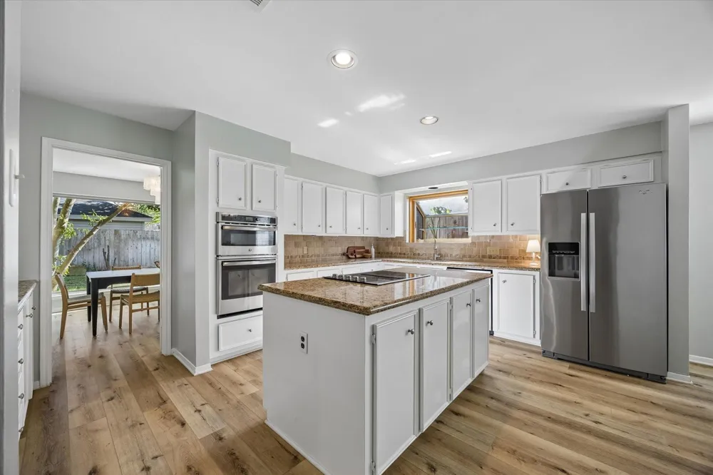 12107 Burgoyne Drive Houston, TX 77077