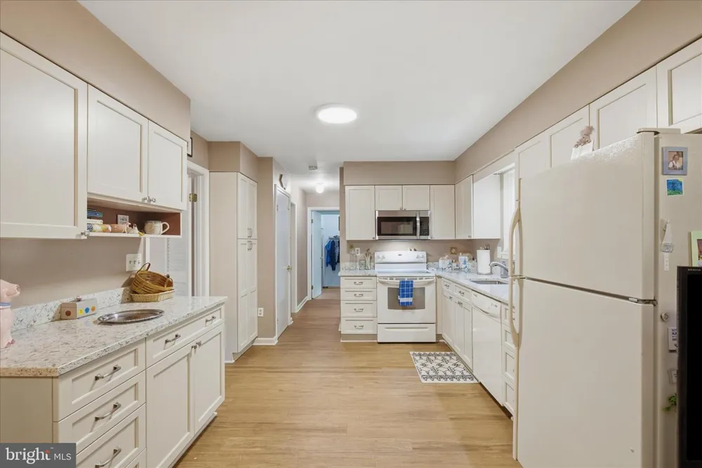 9810 GOLDEN RUSSET DRIVE Dunkirk, MD 20754