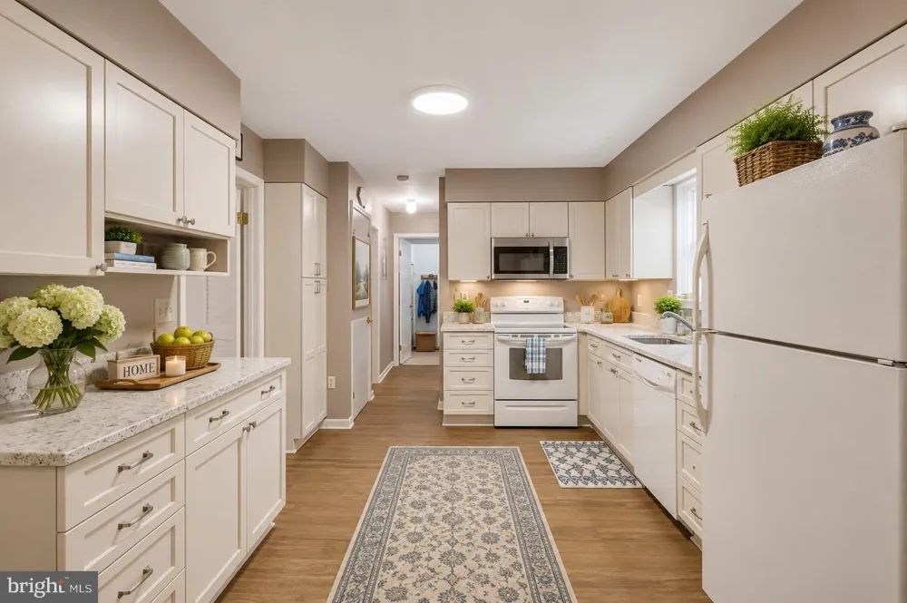 9810 GOLDEN RUSSET DRIVE Dunkirk, MD 20754