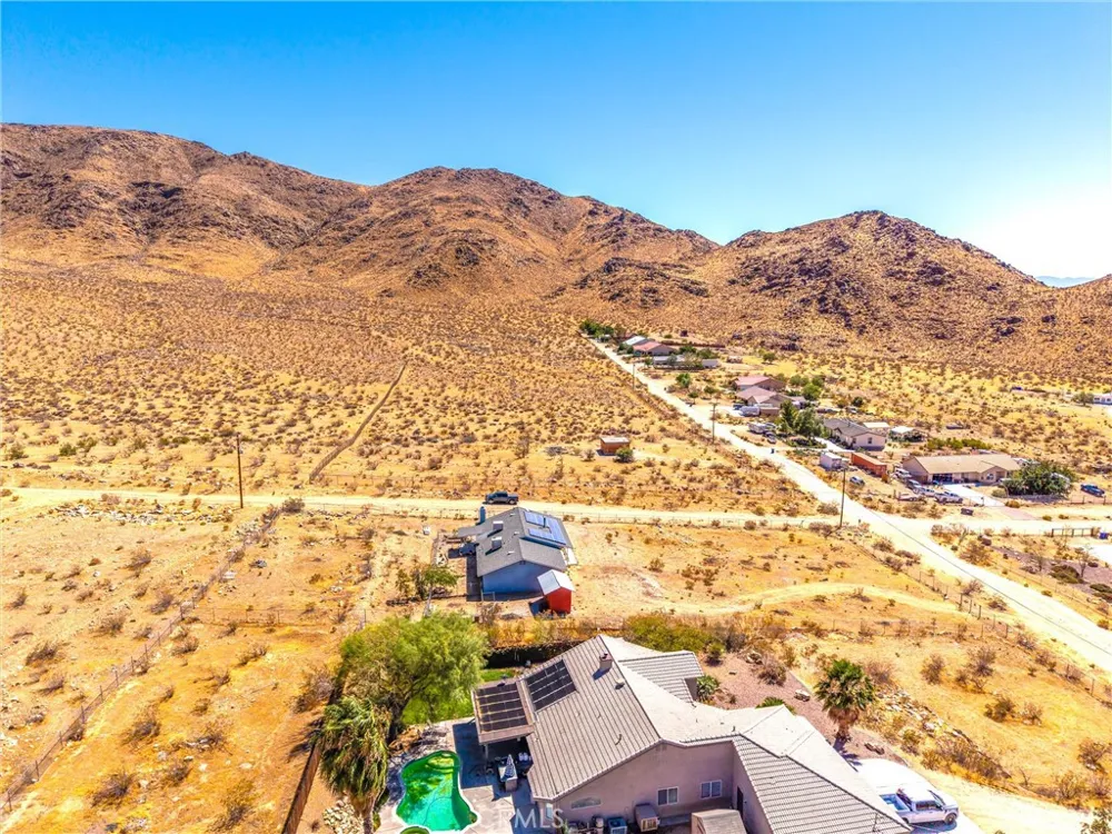 15023 Byron Drive Apple Valley, CA 92307
