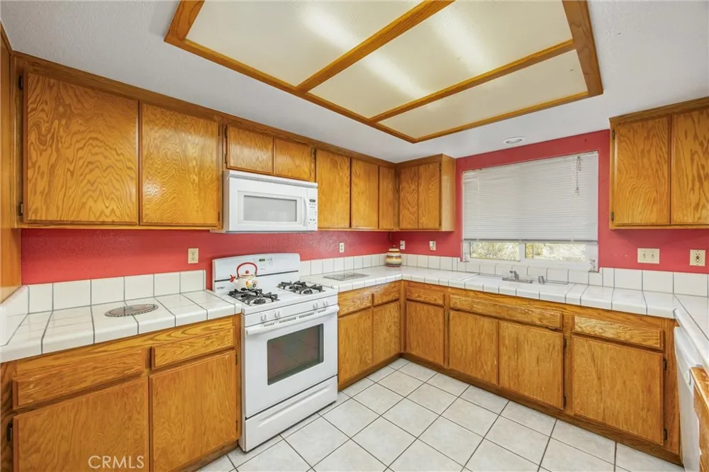 15023 Byron Drive Apple Valley, CA 92307