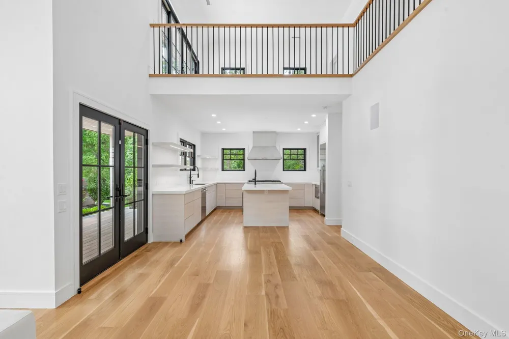 46 Towhee Trail East Hampton, NY 11937
