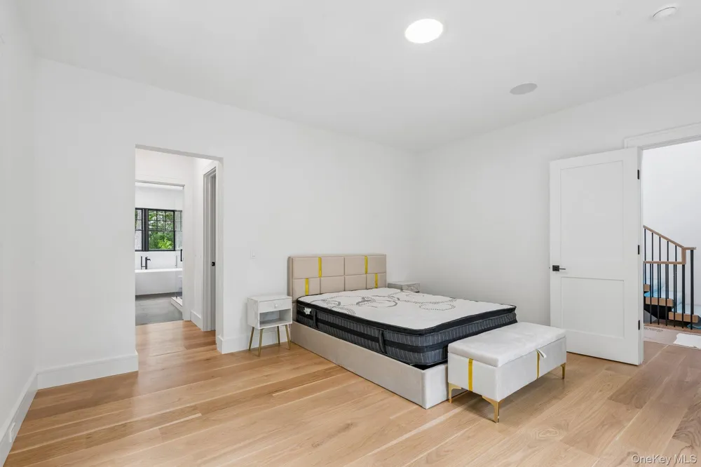 46 Towhee Trail East Hampton, NY 11937