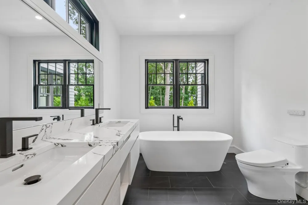 46 Towhee Trail East Hampton, NY 11937