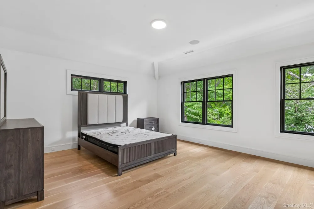 46 Towhee Trail East Hampton, NY 11937