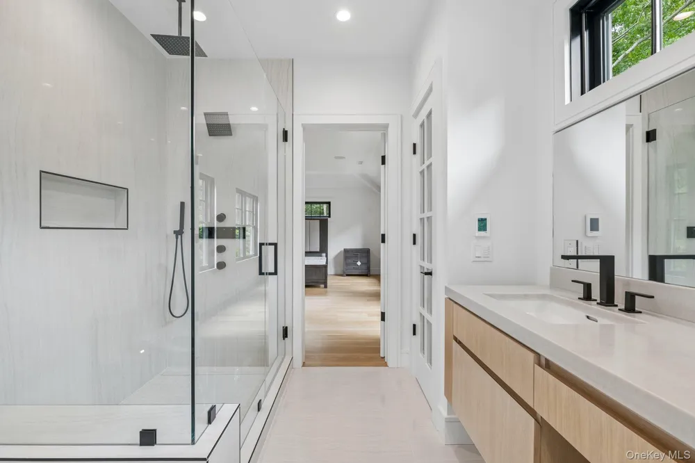 46 Towhee Trail East Hampton, NY 11937