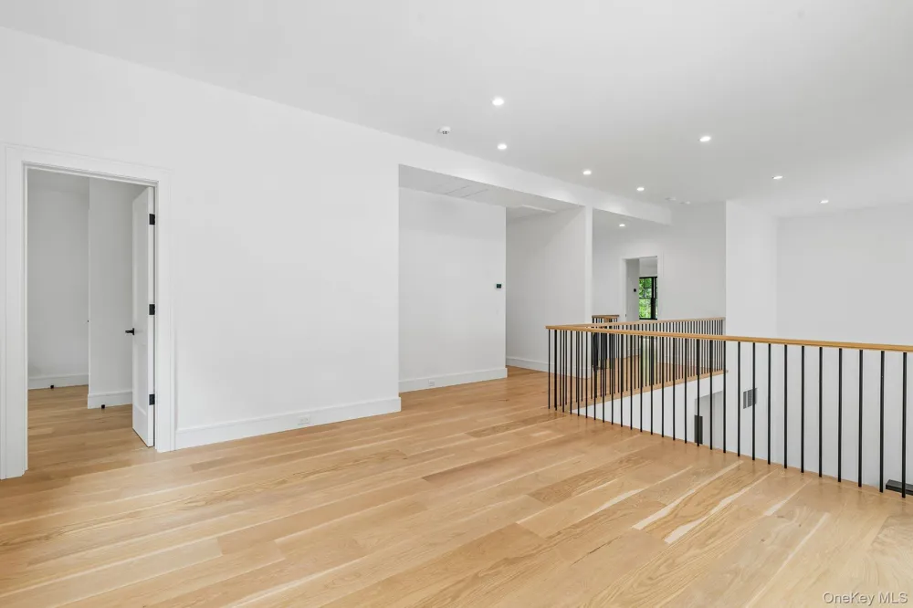 46 Towhee Trail East Hampton, NY 11937