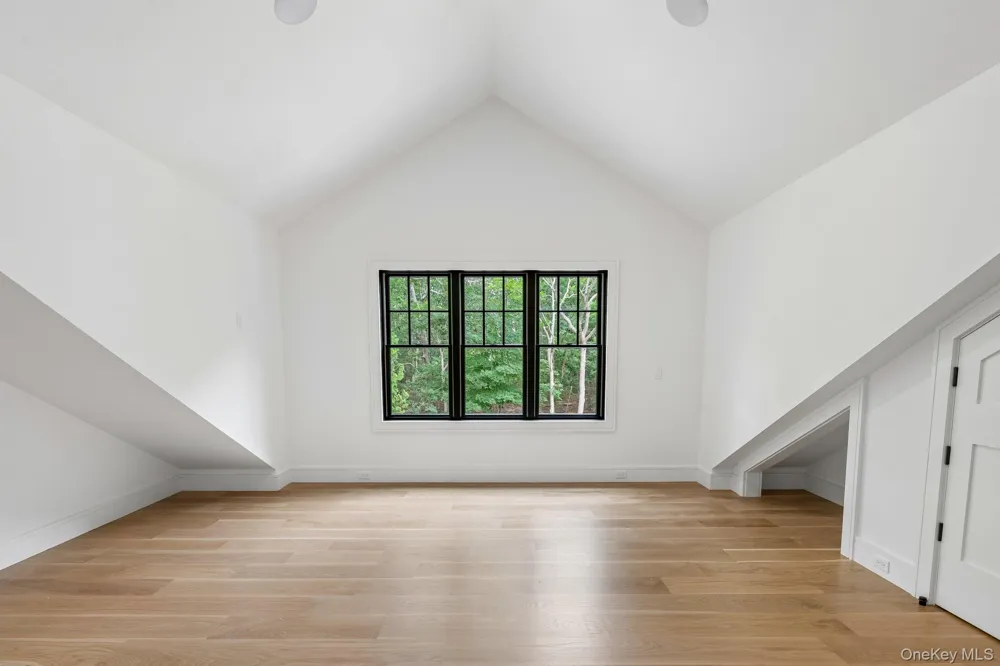 46 Towhee Trail East Hampton, NY 11937
