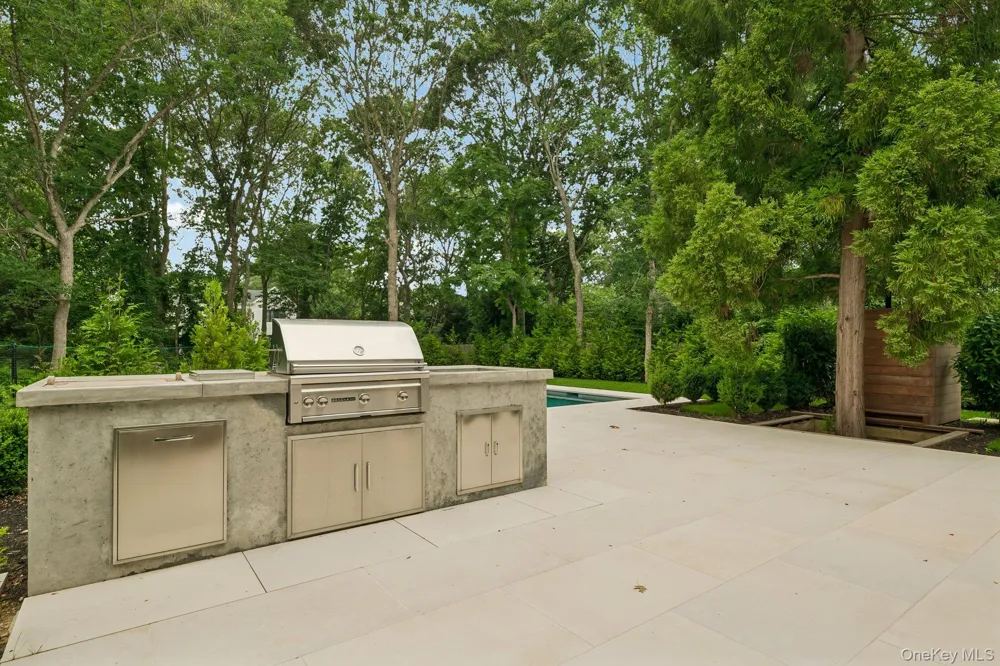 46 Towhee Trail East Hampton, NY 11937