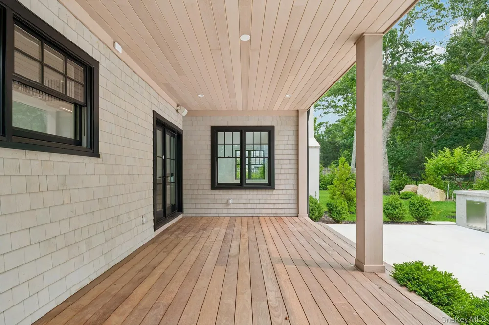 46 Towhee Trail East Hampton, NY 11937