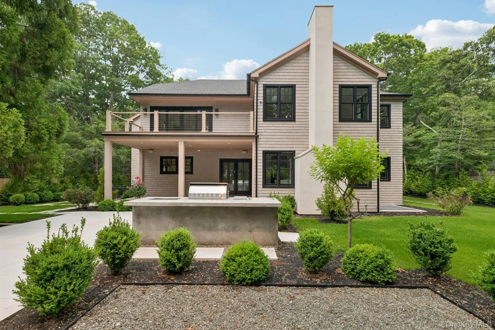 46 Towhee Trail East Hampton, NY 11937