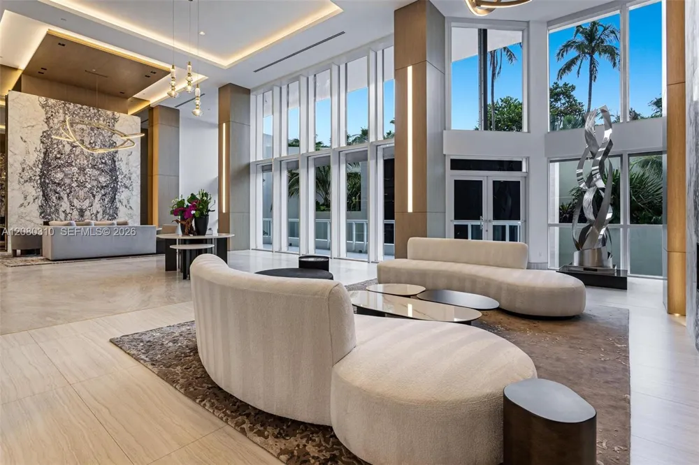21205 Yacht Club Dr #2405 Aventura, FL 33180