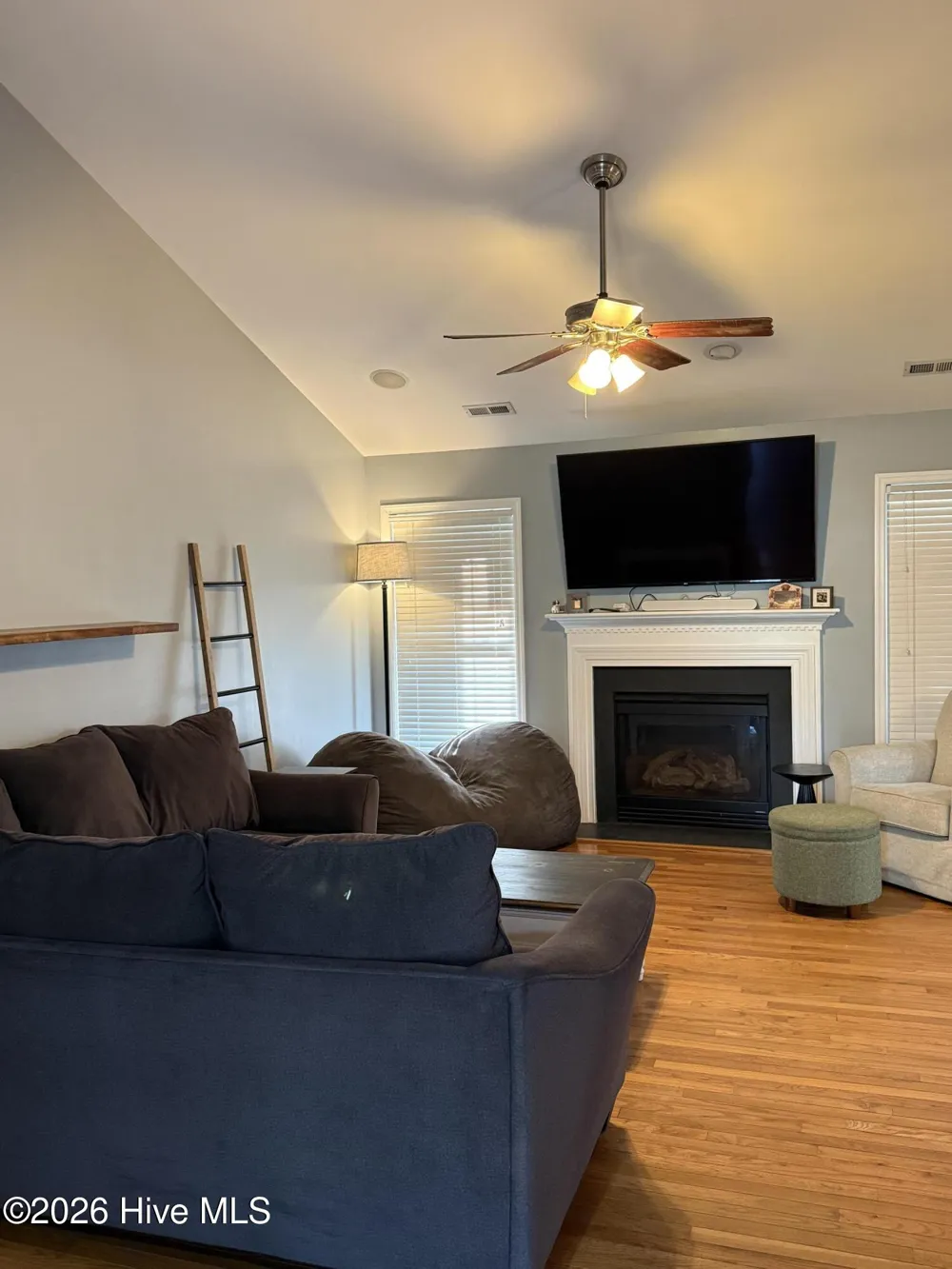 303 Oakmont Drive Hampstead, NC 28443
