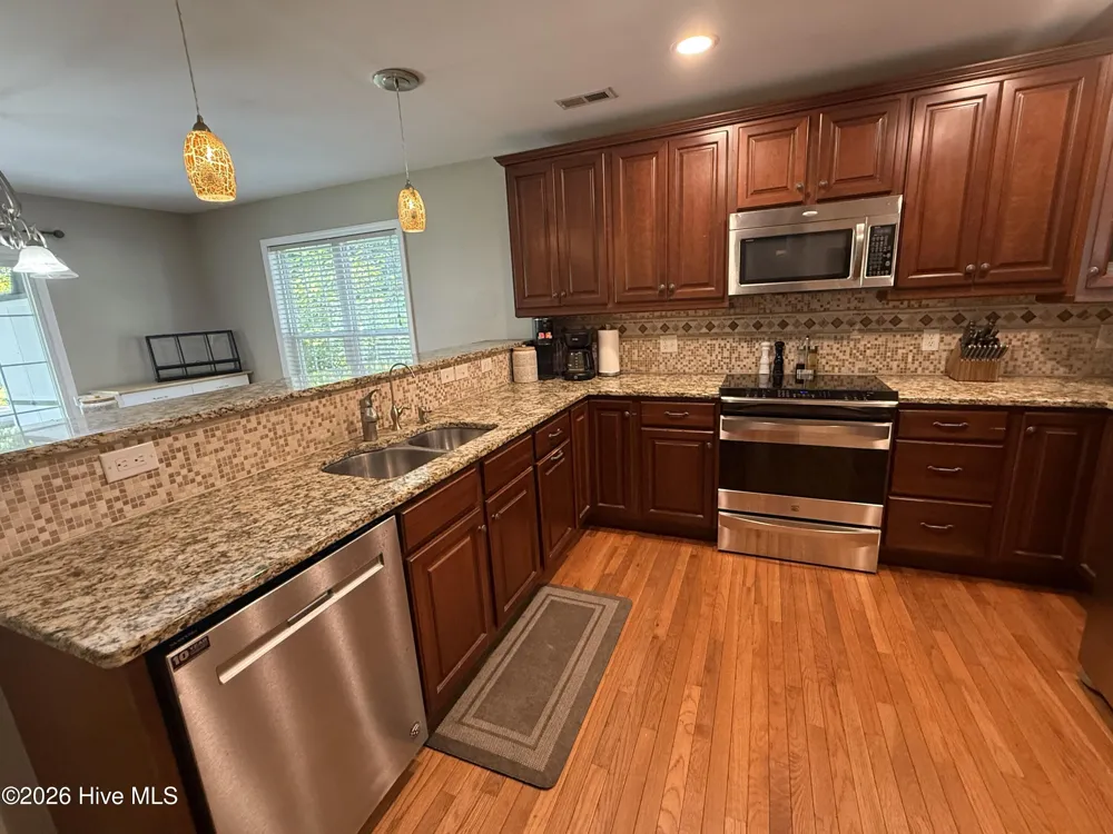 303 Oakmont Drive Hampstead, NC 28443