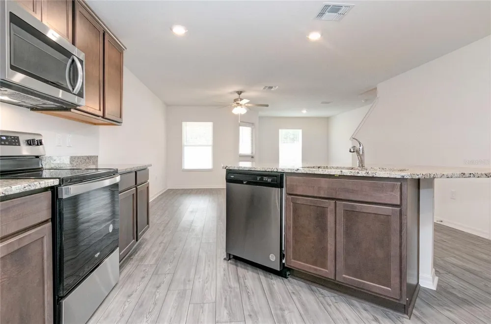 1589 WYNFORD CIRCLE Tavares, FL 32778