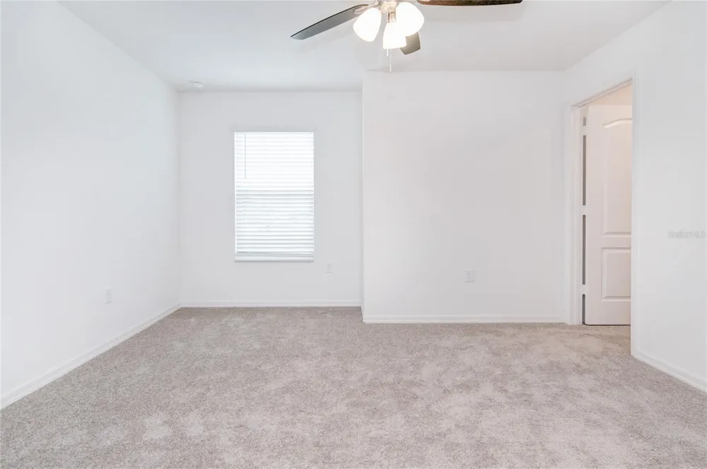 1589 WYNFORD CIRCLE Tavares, FL 32778