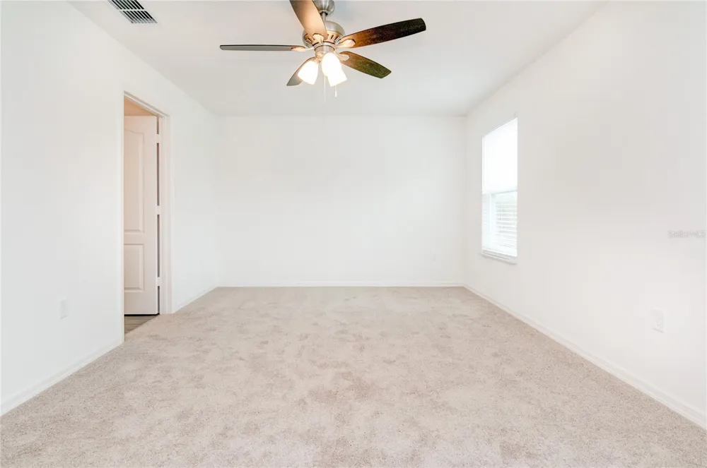 1589 WYNFORD CIRCLE Tavares, FL 32778