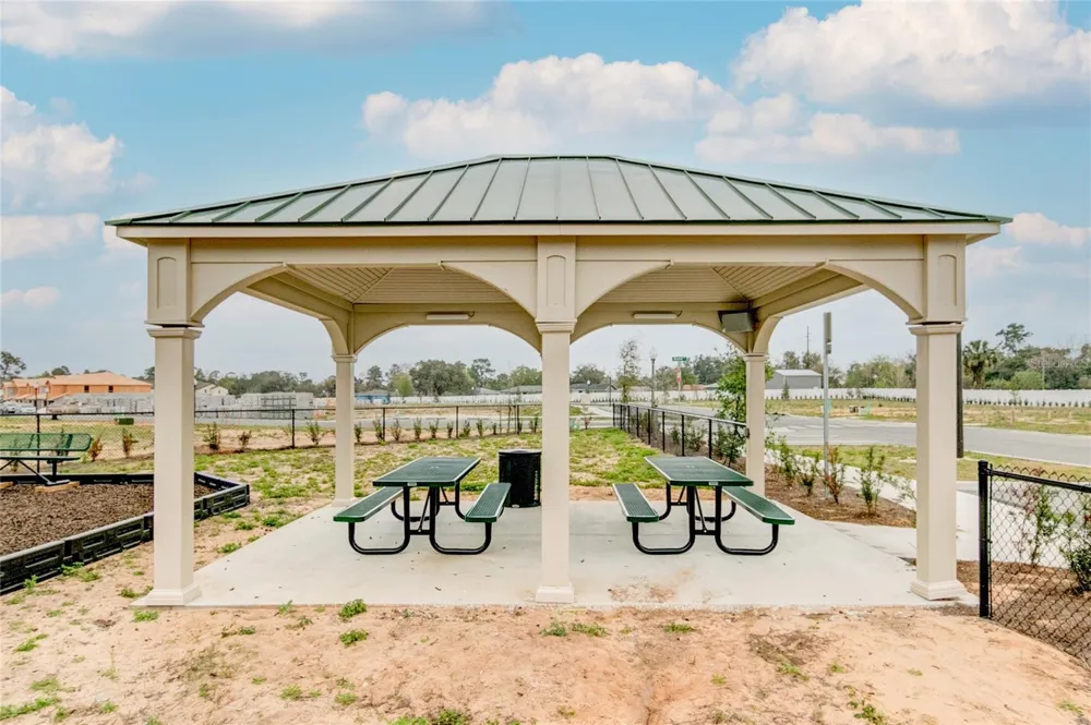 1589 WYNFORD CIRCLE Tavares, FL 32778